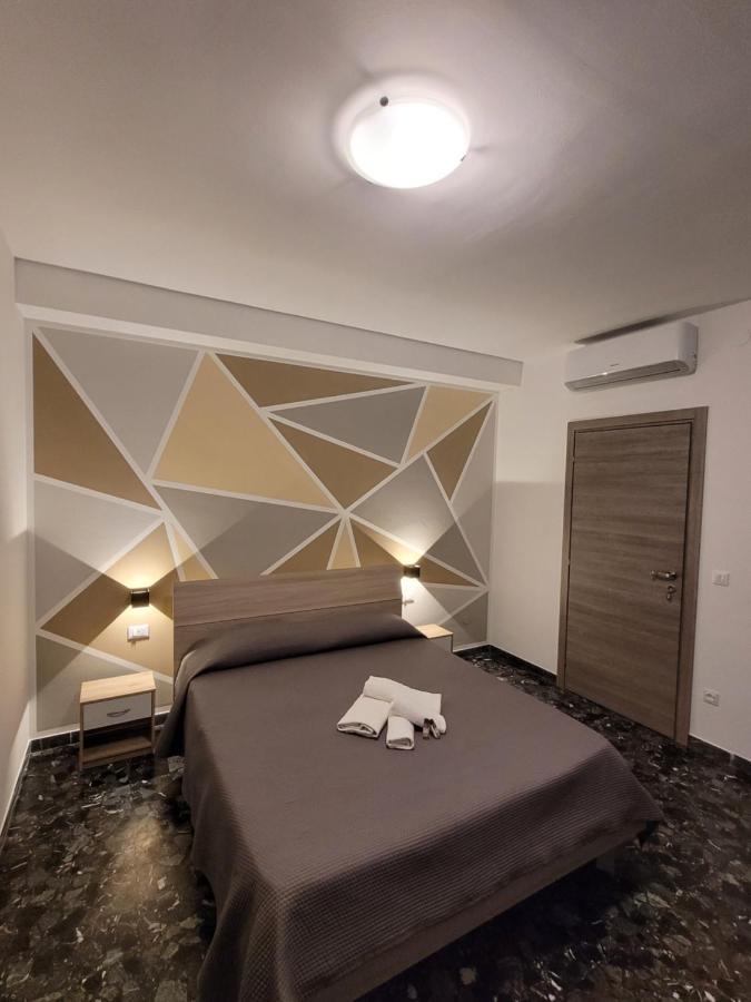 טסרה B&B "Gabriel&Melissa" Airport View - Nuova - Ristrutturato Gennaio 2022 מראה חיצוני תמונה